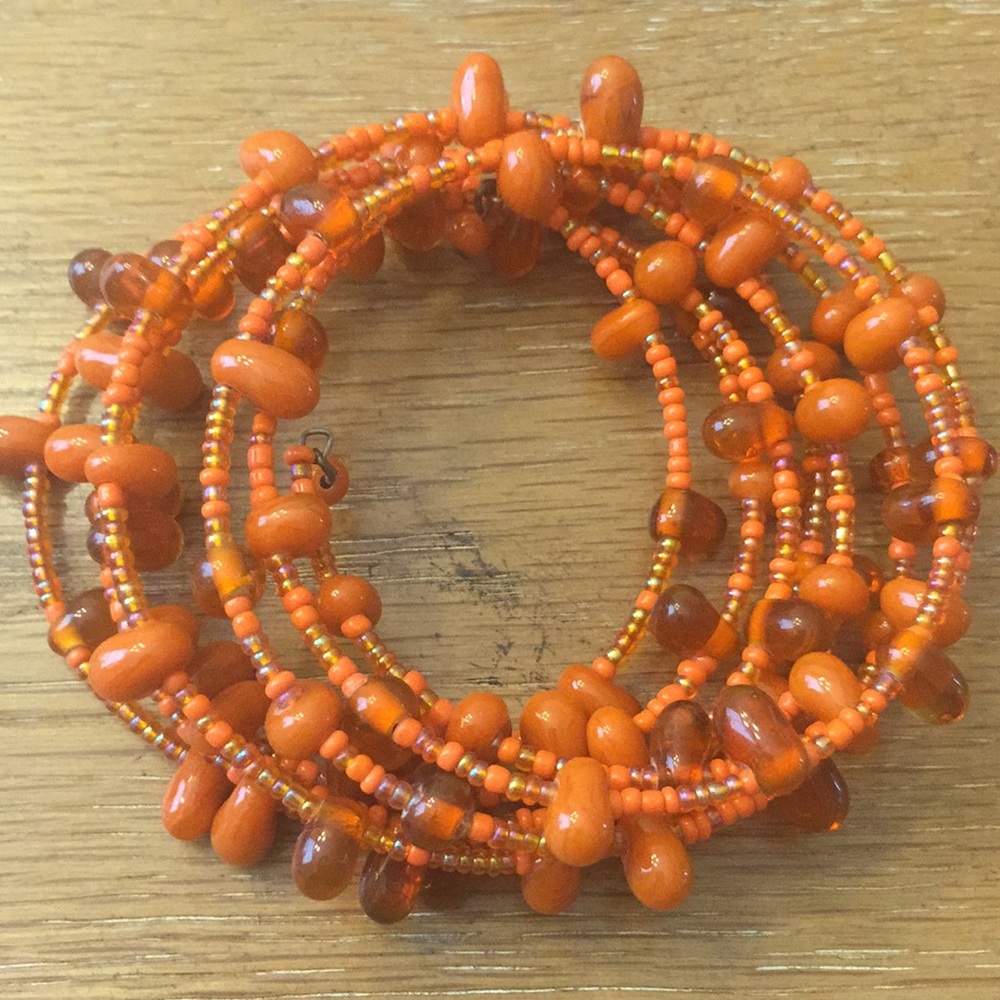 4 Bracelets - Picture 5 of 5